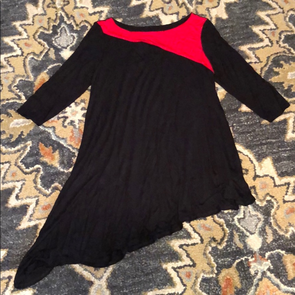 Black and red Top